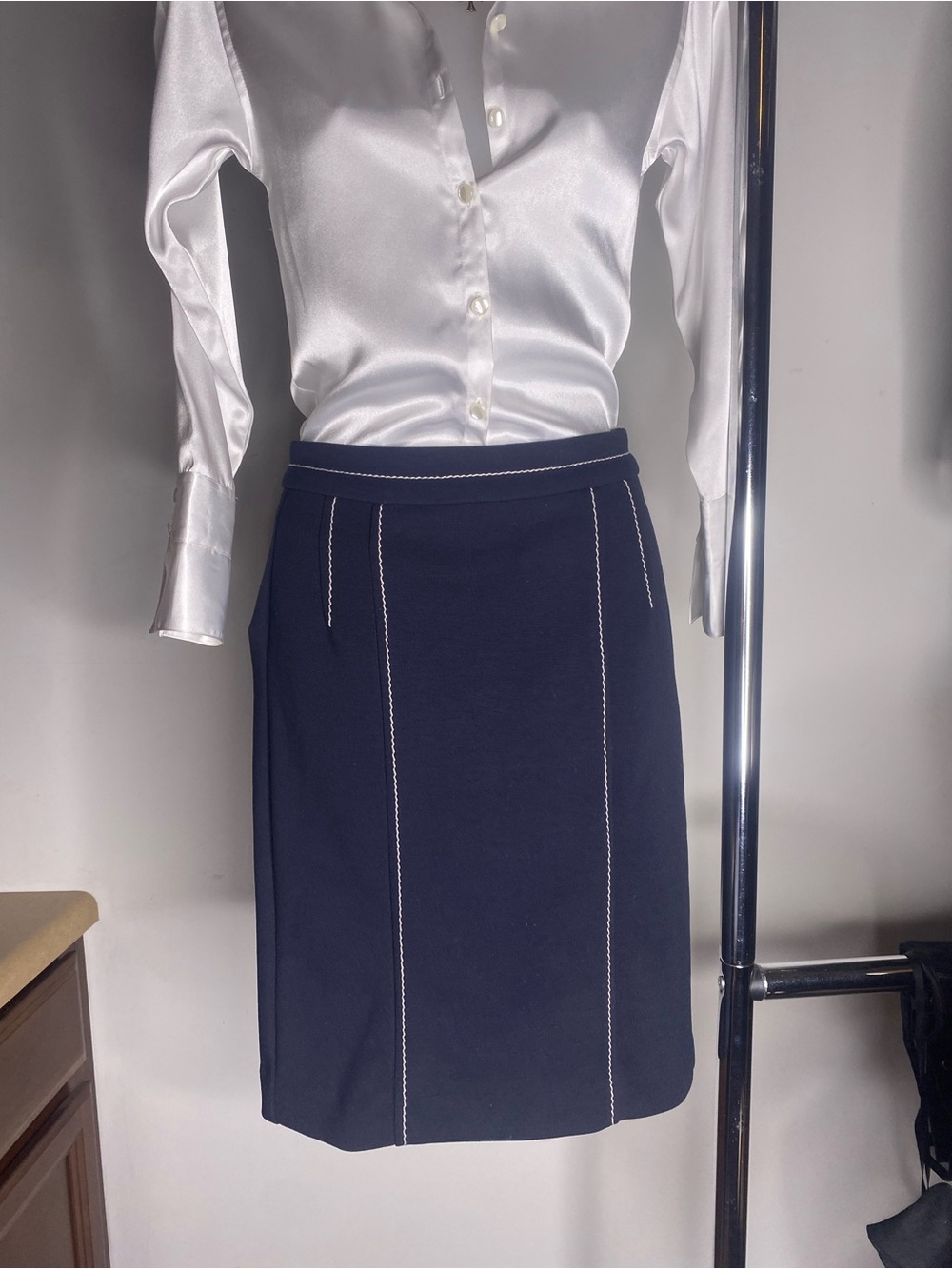 Ann Taylor Navy Pencil Skirt with White Contrast Stitching